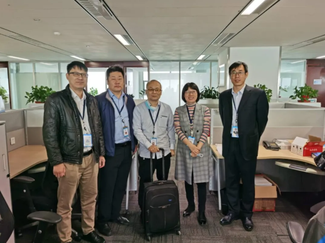 【出征曲】 致敬最美“逆行”勇士!