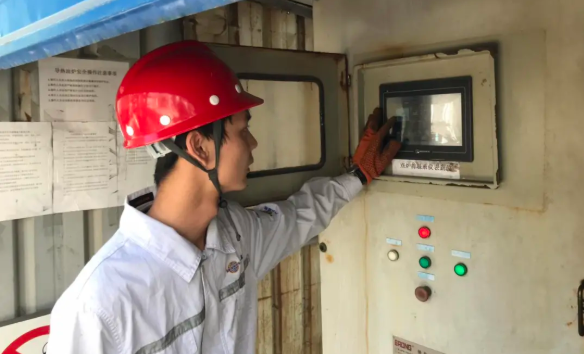 夏日送清凉，致敬高温下坚守的你